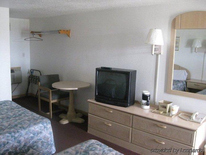 Budget Inn Greenville Стая снимка